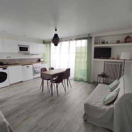 Appartement Climatise Avec Balcon,Wifi, Proche Remparts Avignon Exterior photo