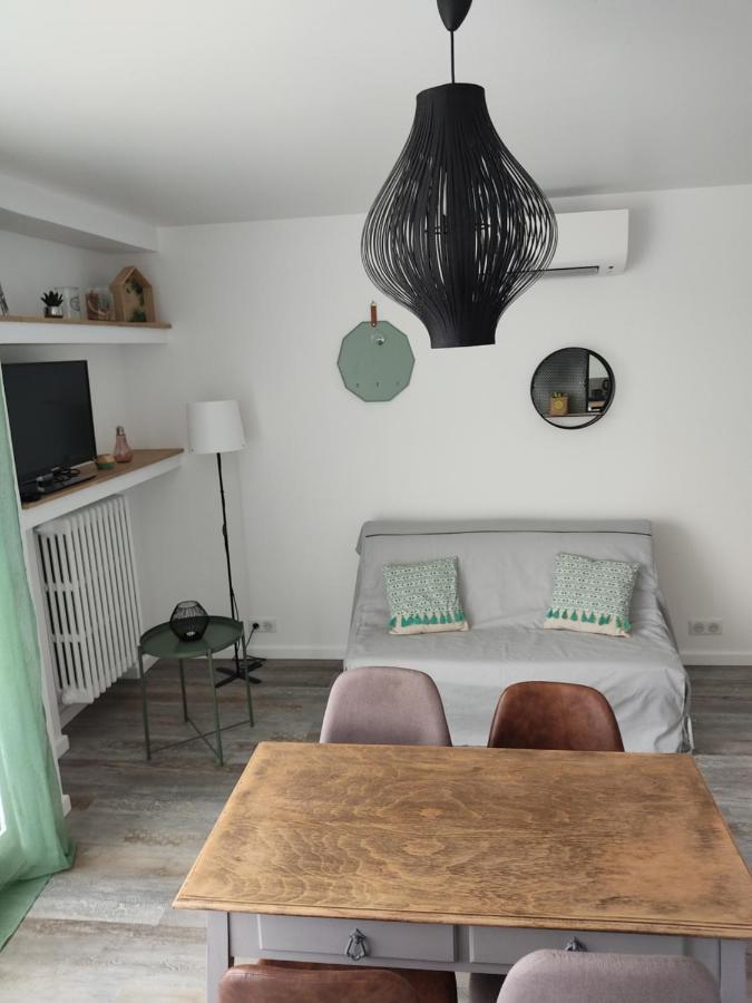 Appartement Climatise Avec Balcon,Wifi, Proche Remparts Avignon Exterior photo